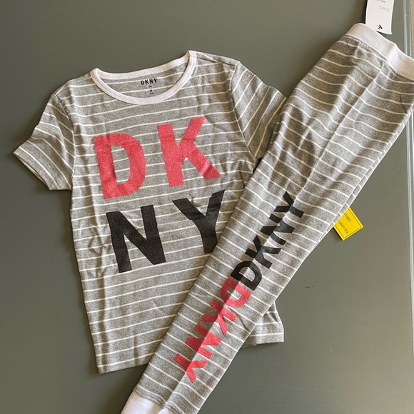 SOLD🎈DKNY NWTs pj lounge set - Picture 3 of 5